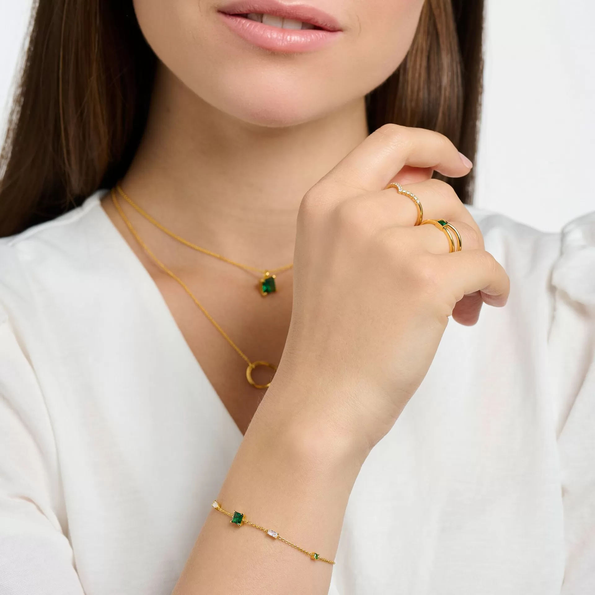 THOMAS SABO Armband | 18K plätering<ARMBAND MED GR&OUML;NA OCH VITA STENAR GULD gult guldfargad, grön, vit