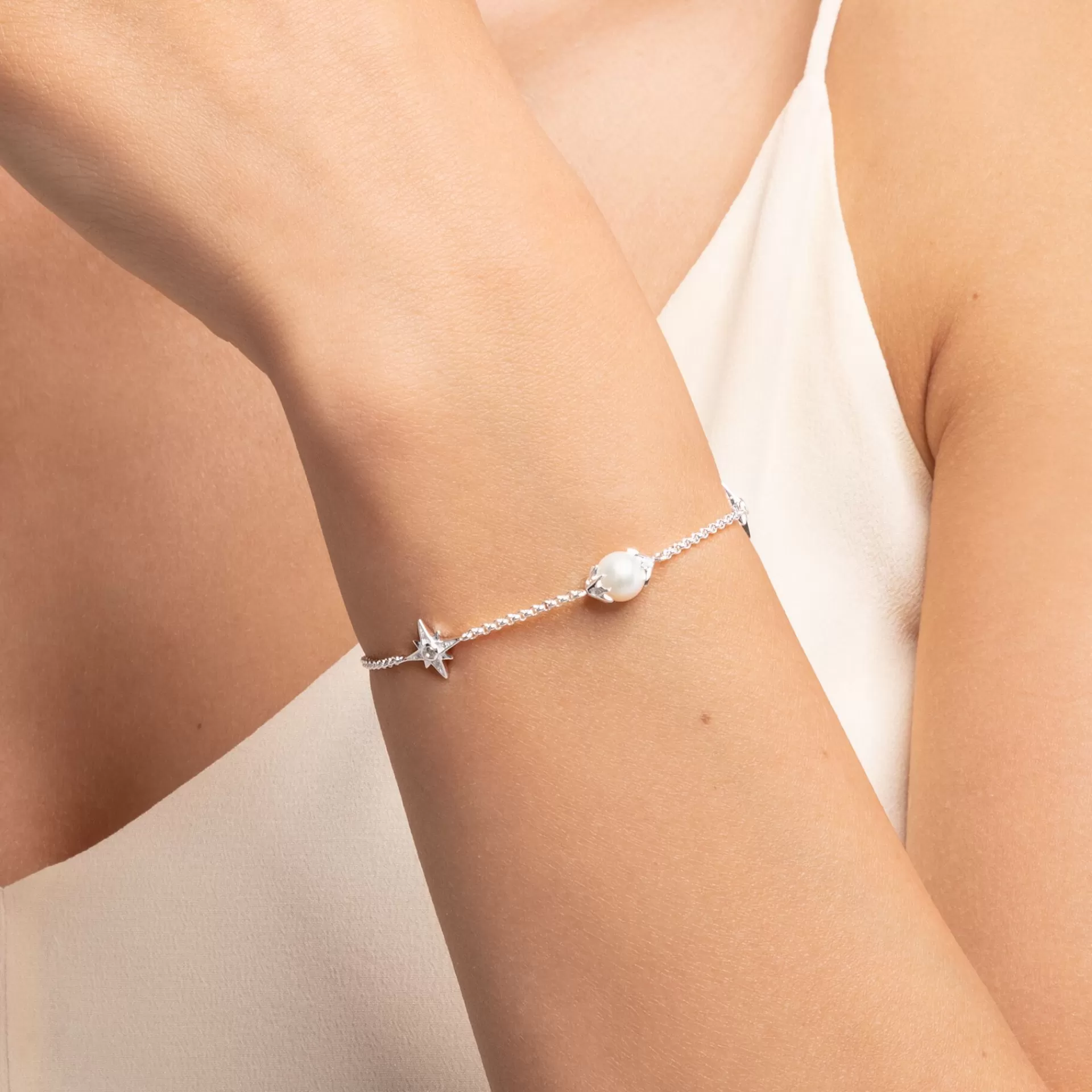 THOMAS SABO Armband | Återvunnet 925 silver<ARMBAND P&AUML;RLA MED STJ&AUML;RNOR SILVER silverfargad, vit