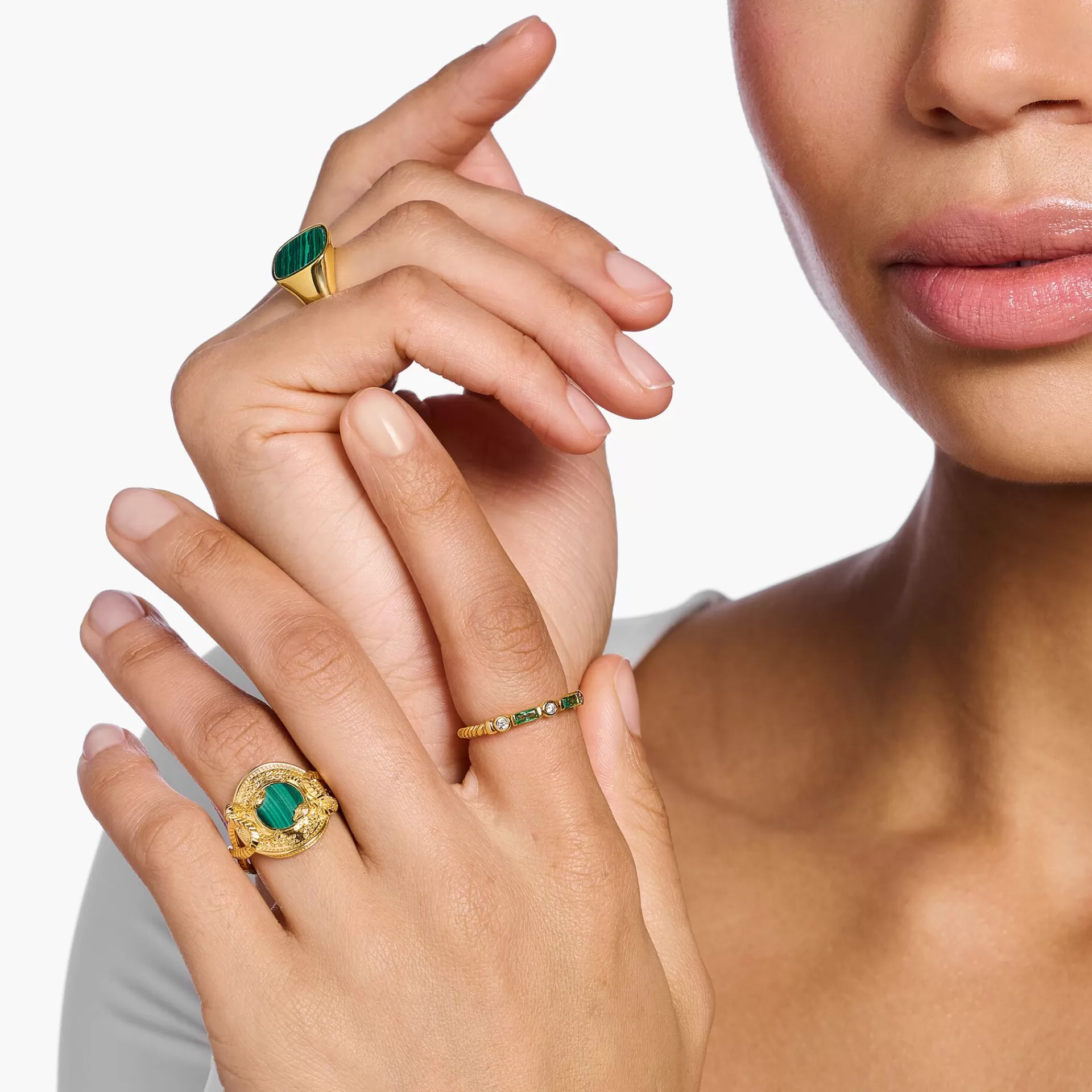 THOMAS SABO Ringar | Upp till SEK 1.500<BANDRING REP MED GR&OUML;N OCH VITA STENAR GULDPL&AUML;TERAD gult guldfargad, grön, vit