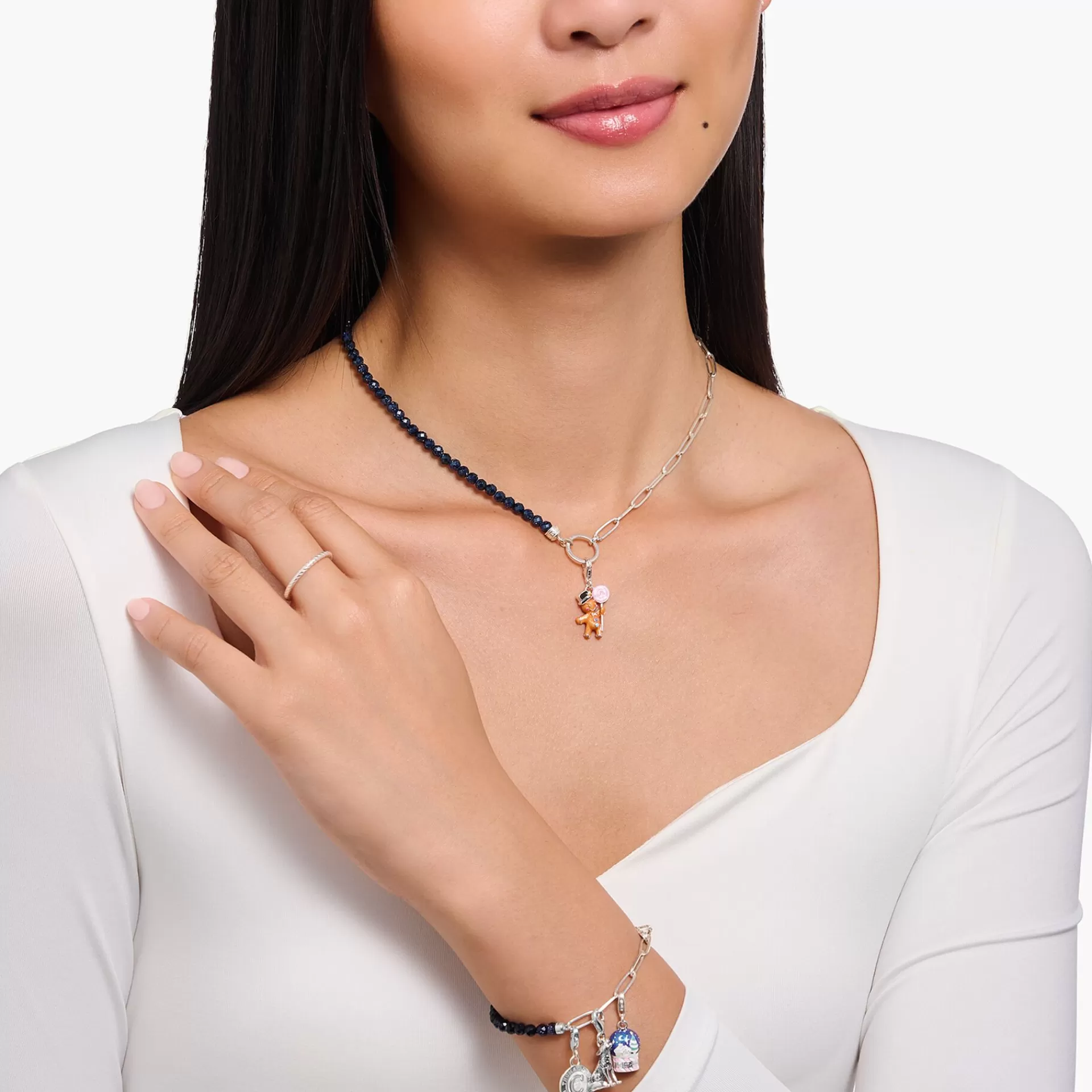 THOMAS SABO Charms | Charms<CHARM-H&AUML;NGSMYCKEI FORM AV EN PEPPARKAKSGUBBE, SILVER silverfargad, orange, rosa, blå, röd, violett, brun