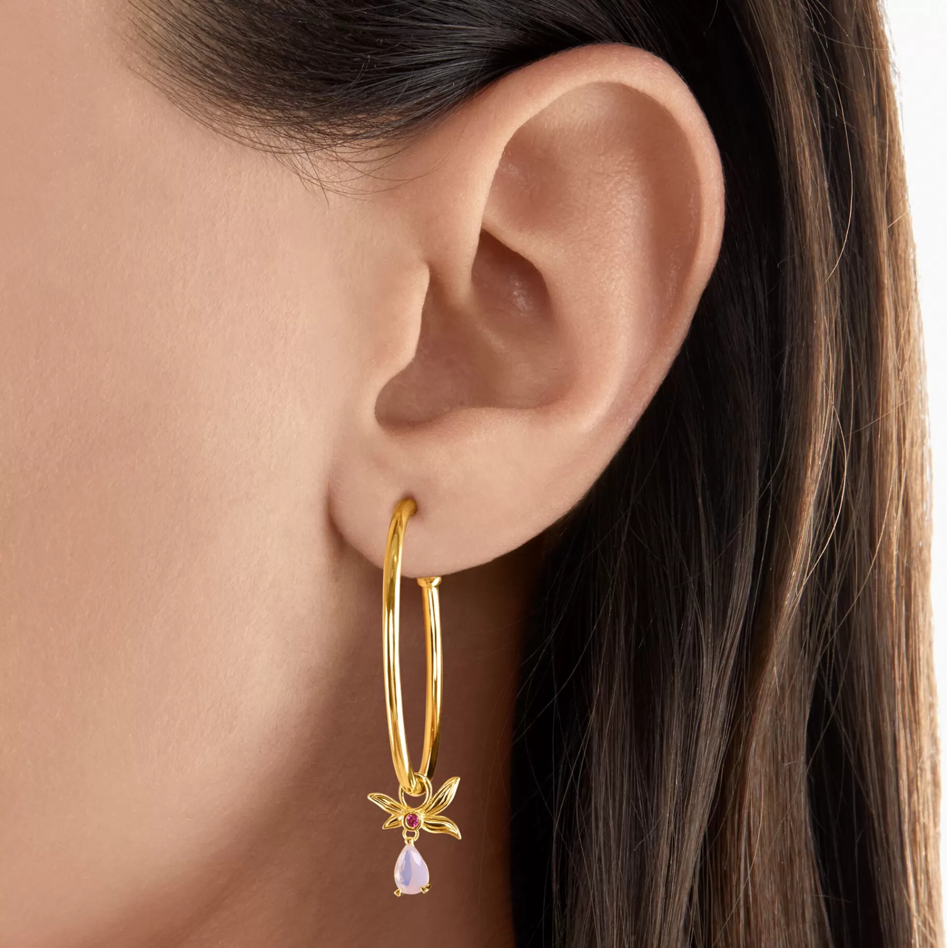 THOMAS SABO Creoler | Upp till SEK 3.000<CREOL&OUML;RH&AUML;NGEN BLOMMA GULD MED ROSA STEN gult guldfargad, röd, rosa