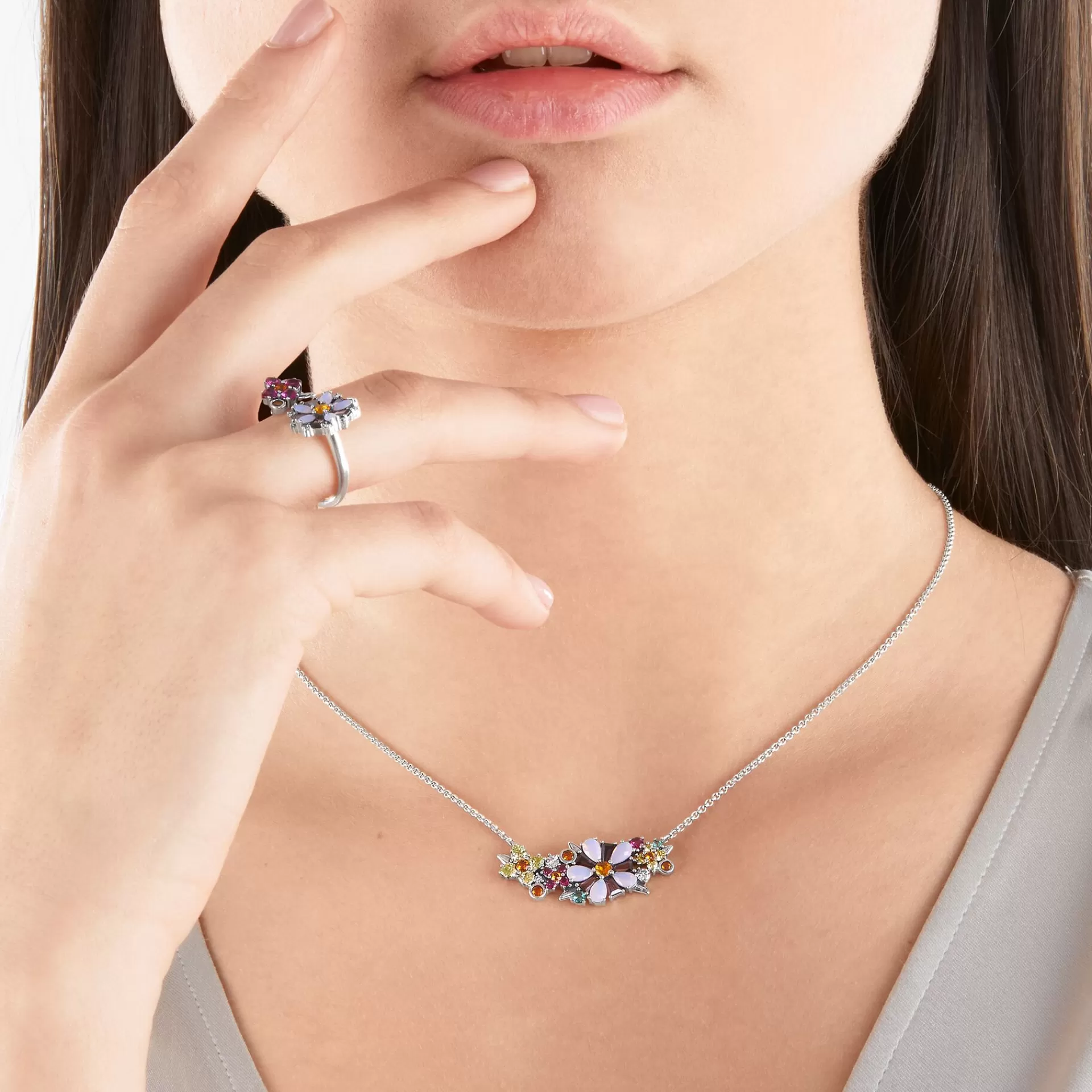 THOMAS SABO Halsband | Upp till SEK 3.000<HALSBAND BLOMMOR STENAR I F&AUML;RG SILVER silverfargad, röd, vit, ljusgrön, grön, rosa, violett