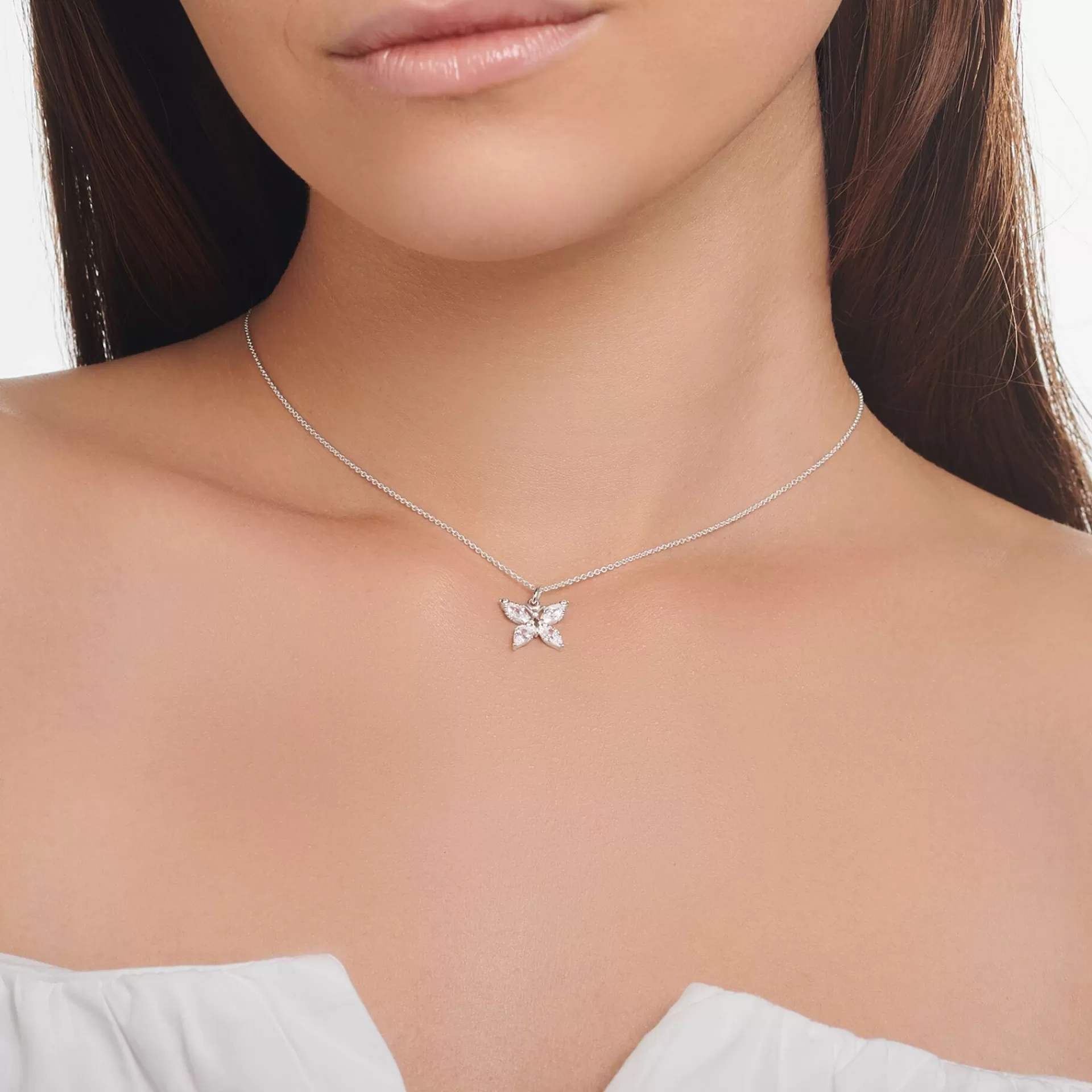 THOMAS SABO Halsband | Återvunnet 925 silver<HALSBAND FJ&AUML;RIL VITA STENAR silverfargad, vit