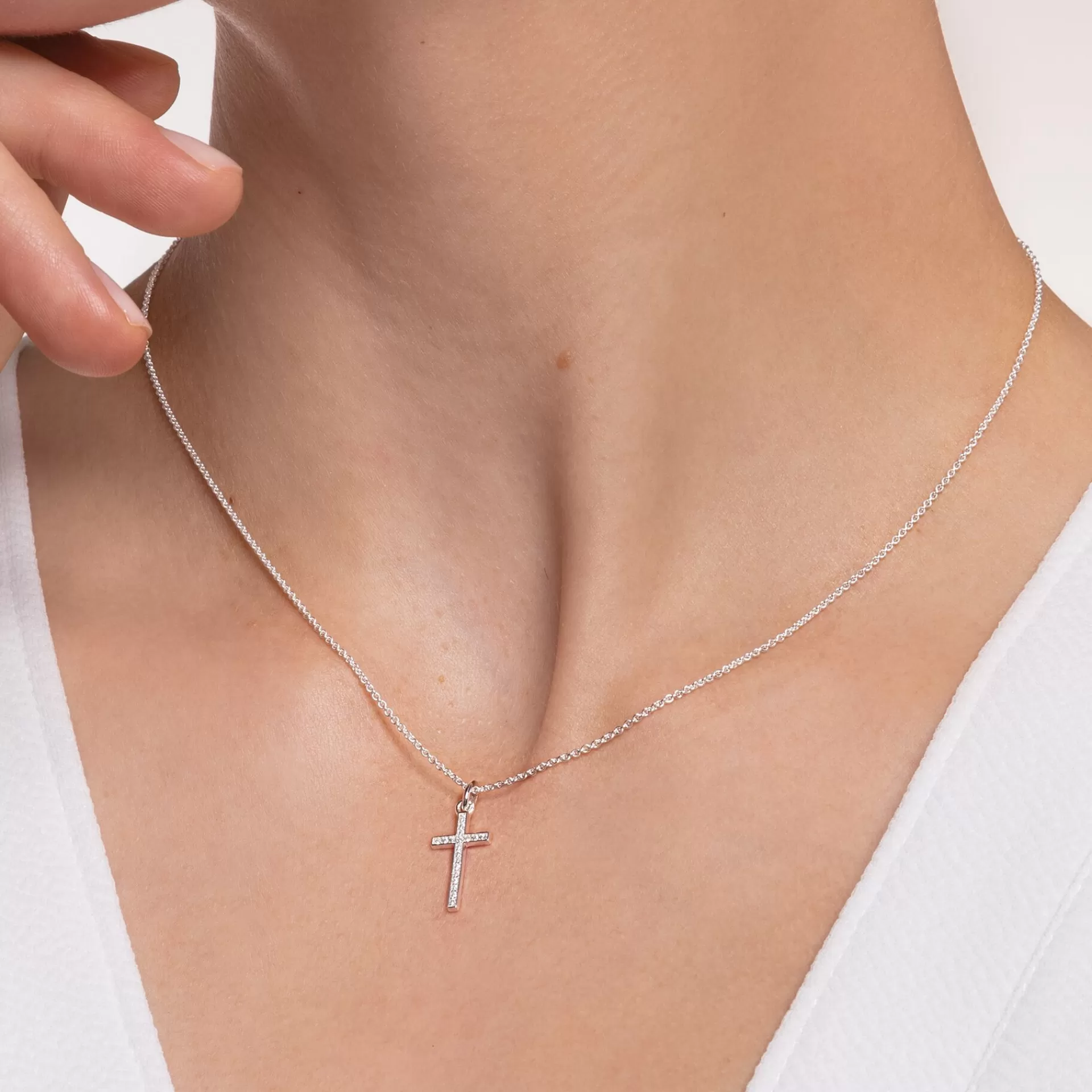 THOMAS SABO Halsband | Återvunnet 925 silver<HALSBAND KORS PAV&EACUTE; silverfargad, vit