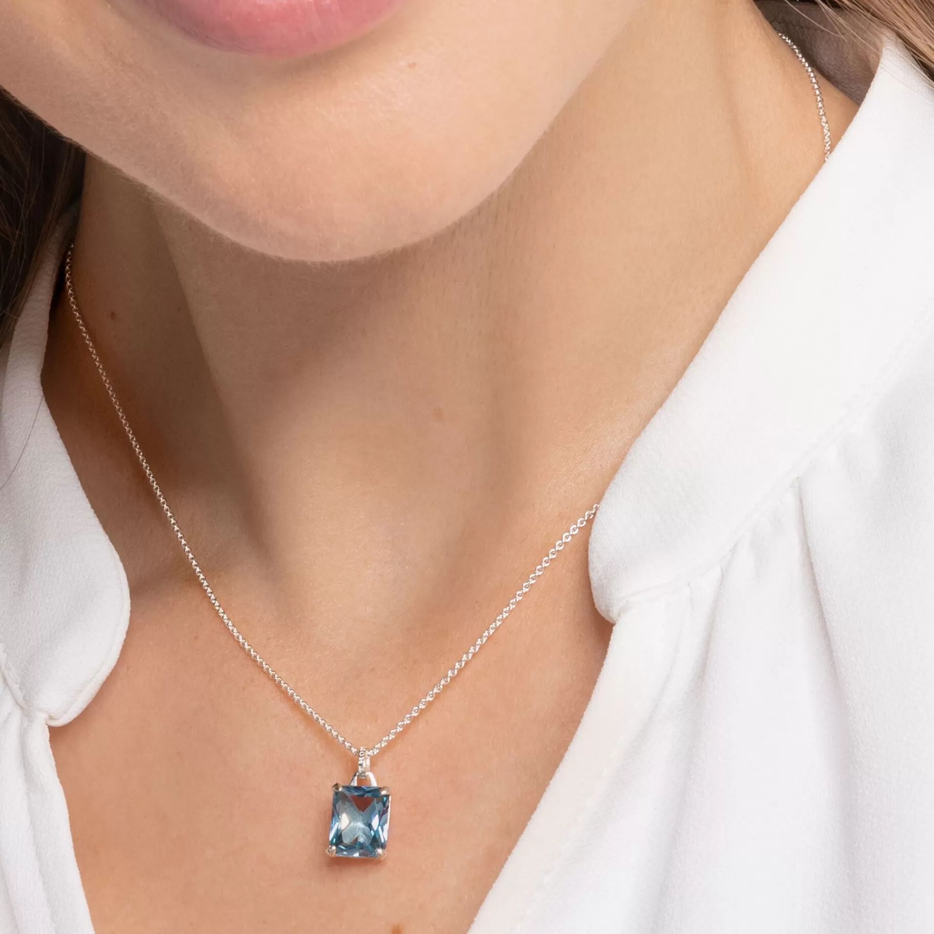 THOMAS SABO Halsband | Återvunnet 925 silver<HALSBAND MED AKVAMARINBL&ARING; STEN SILVER silverfargad, blå