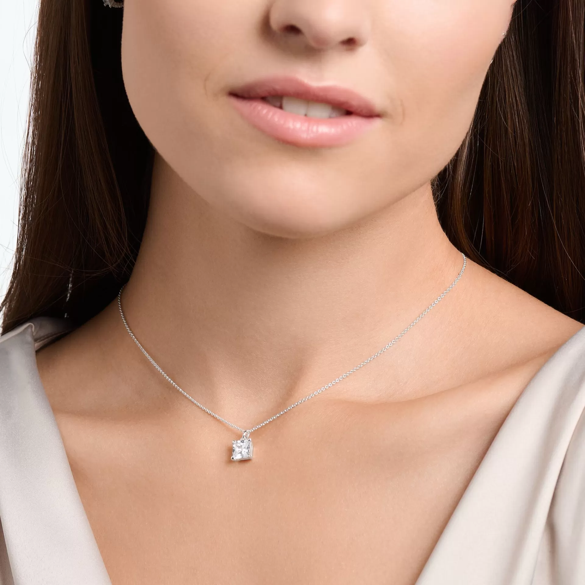 THOMAS SABO Halsband | Återvunnet 925 silver<HALSBAND MED VITA STEN SILVER silverfargad, vit