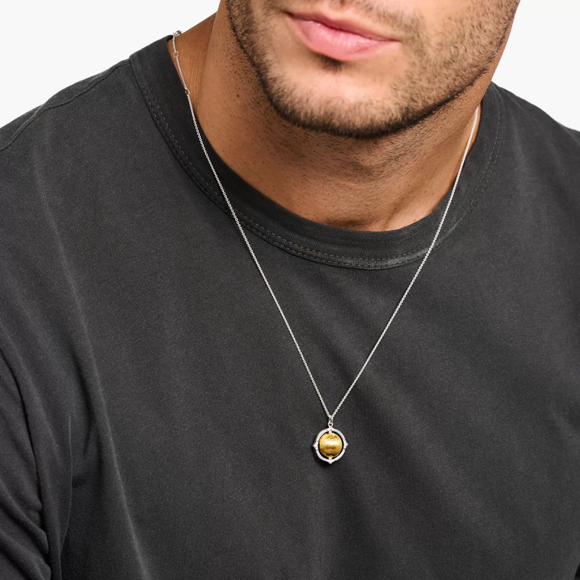 THOMAS SABO Halsband | Återvunnet 925 silver<HALSBAND VINTAGE JORDGLOB silverfargad, gult guldfargad, vit