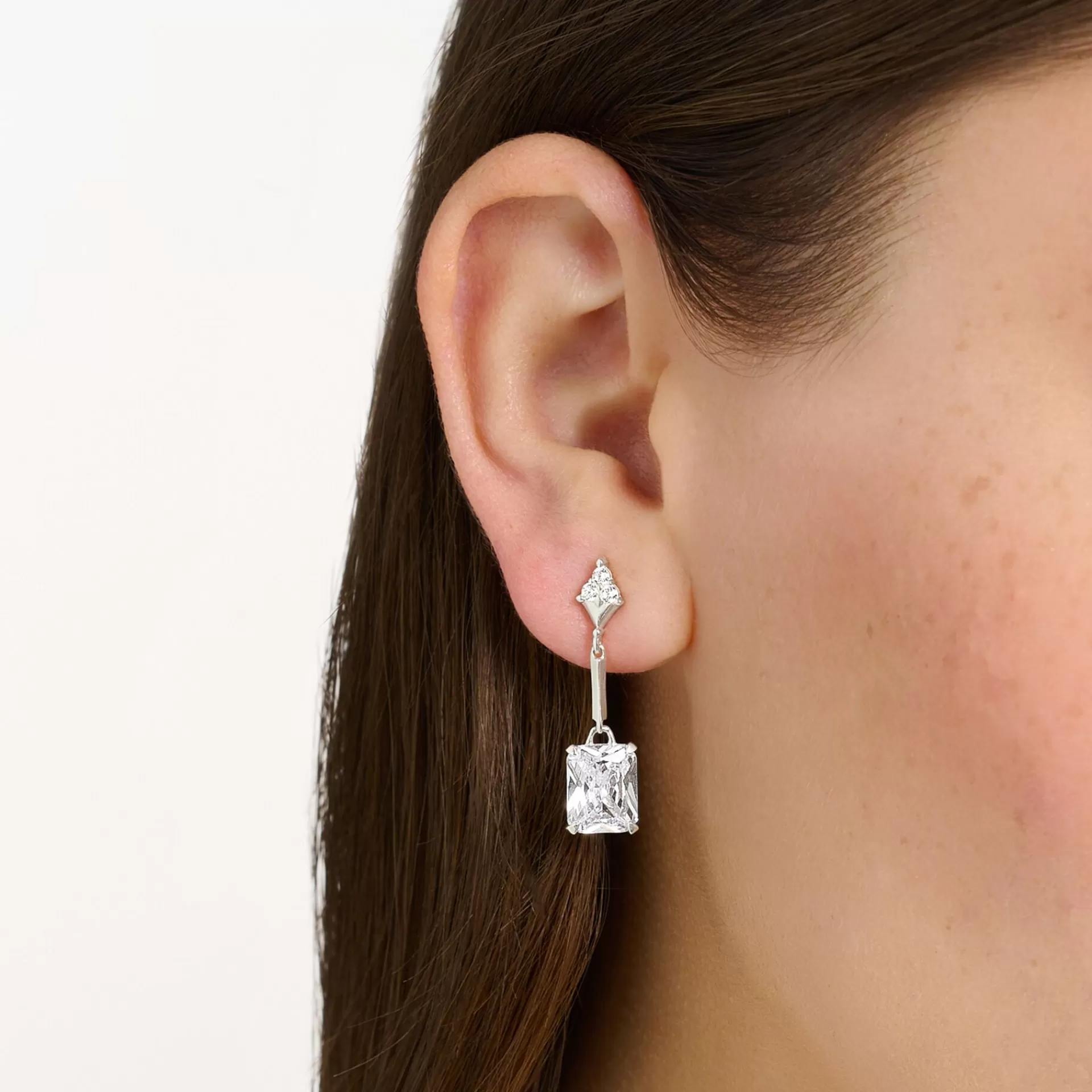 THOMAS SABO Örhängen | Återvunnet 925 silver<&OUML;RH&AUML;NGEN MED VITA STENAR SILVER silverfargad, vit