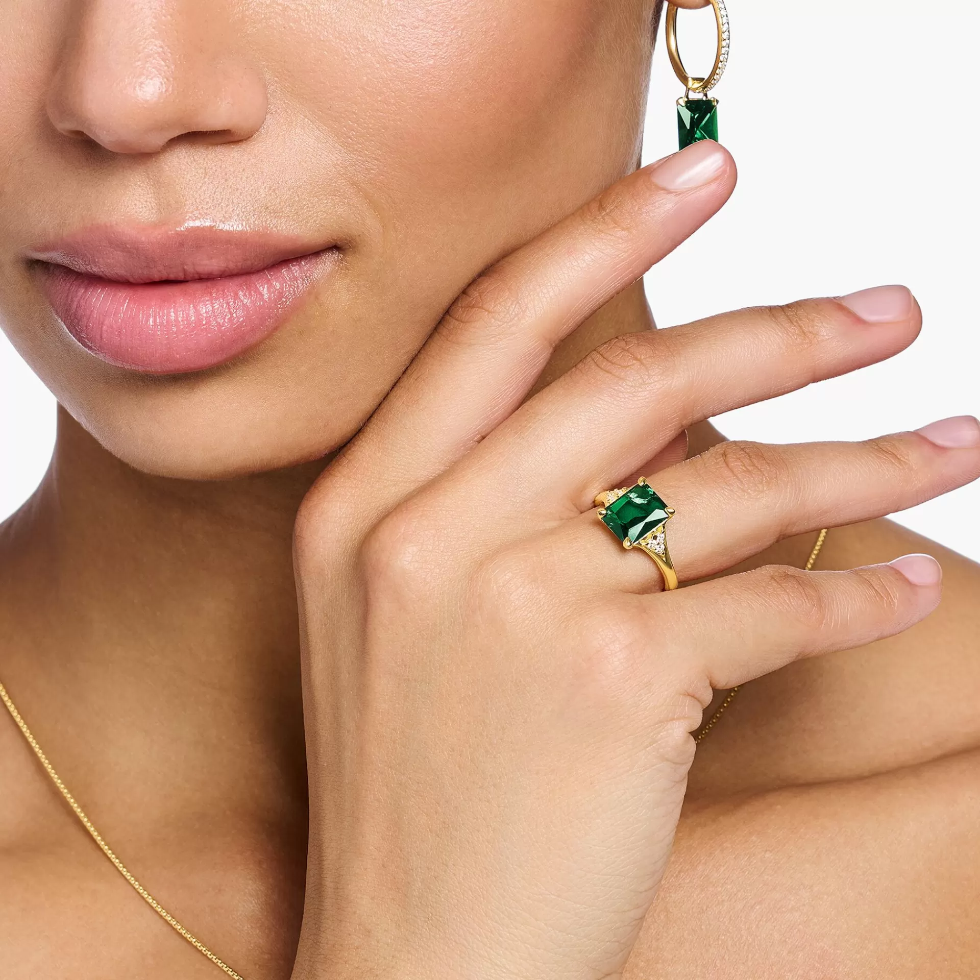 THOMAS SABO Ringar<RING MED GR&OUML;N OCH VITA STENAR GULDPL&AUML;TERAD gult guldfargad, vit, grön