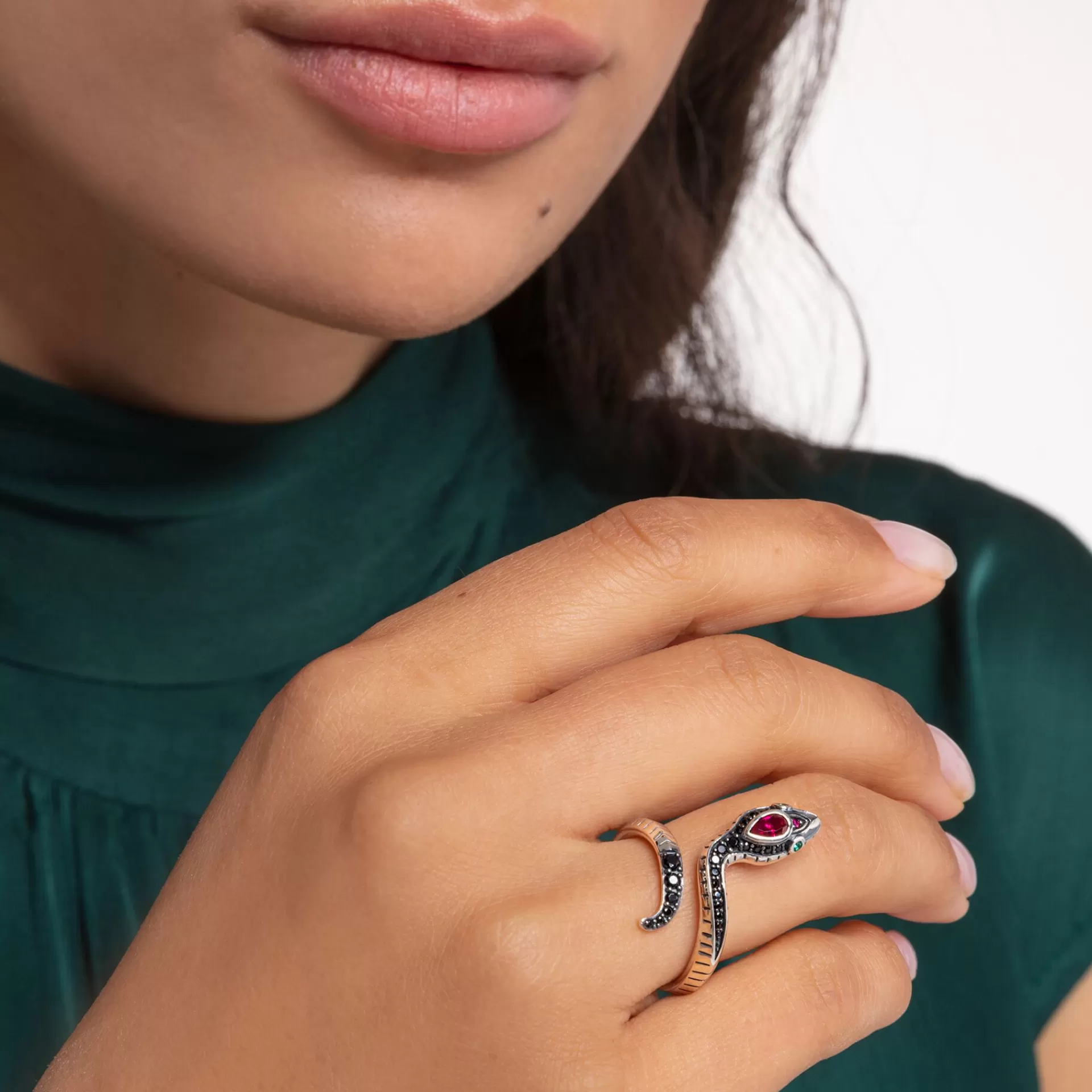 THOMAS SABO Ringar | Återvunnet 925 silver<RING ORM SILVER svart, grön, röd, silverfargad