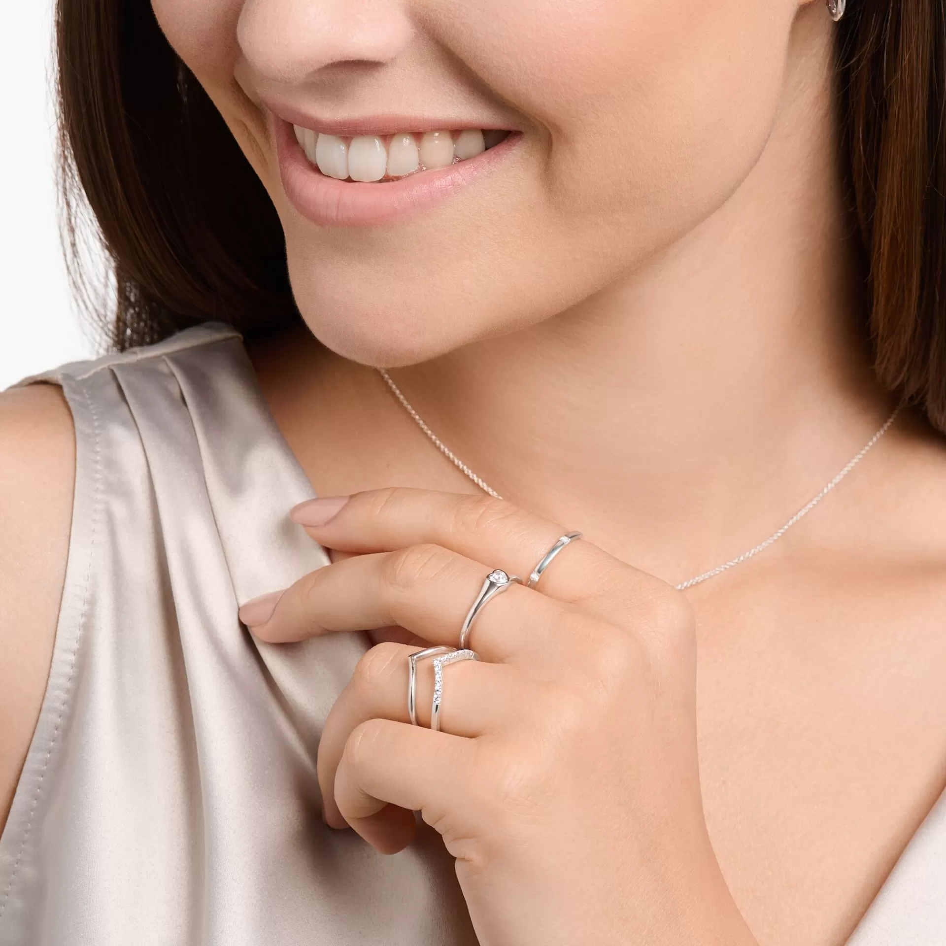 THOMAS SABO Ringar | Återvunnet 925 silver<RING V-FORM MED VITA STENAR SILVER silverfargad, vit