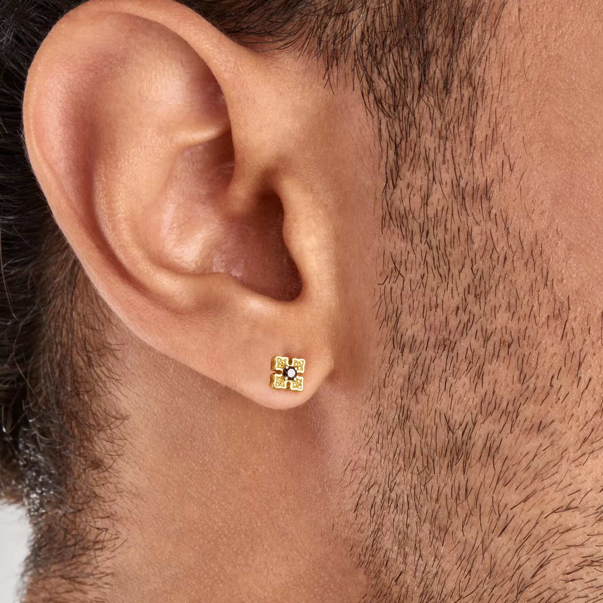 THOMAS SABO Stiftörhängen | Örhängen & creoler<STIFT&OUML;RH&AUML;NGEN ROYALTY GULD gult guldfargad, svart