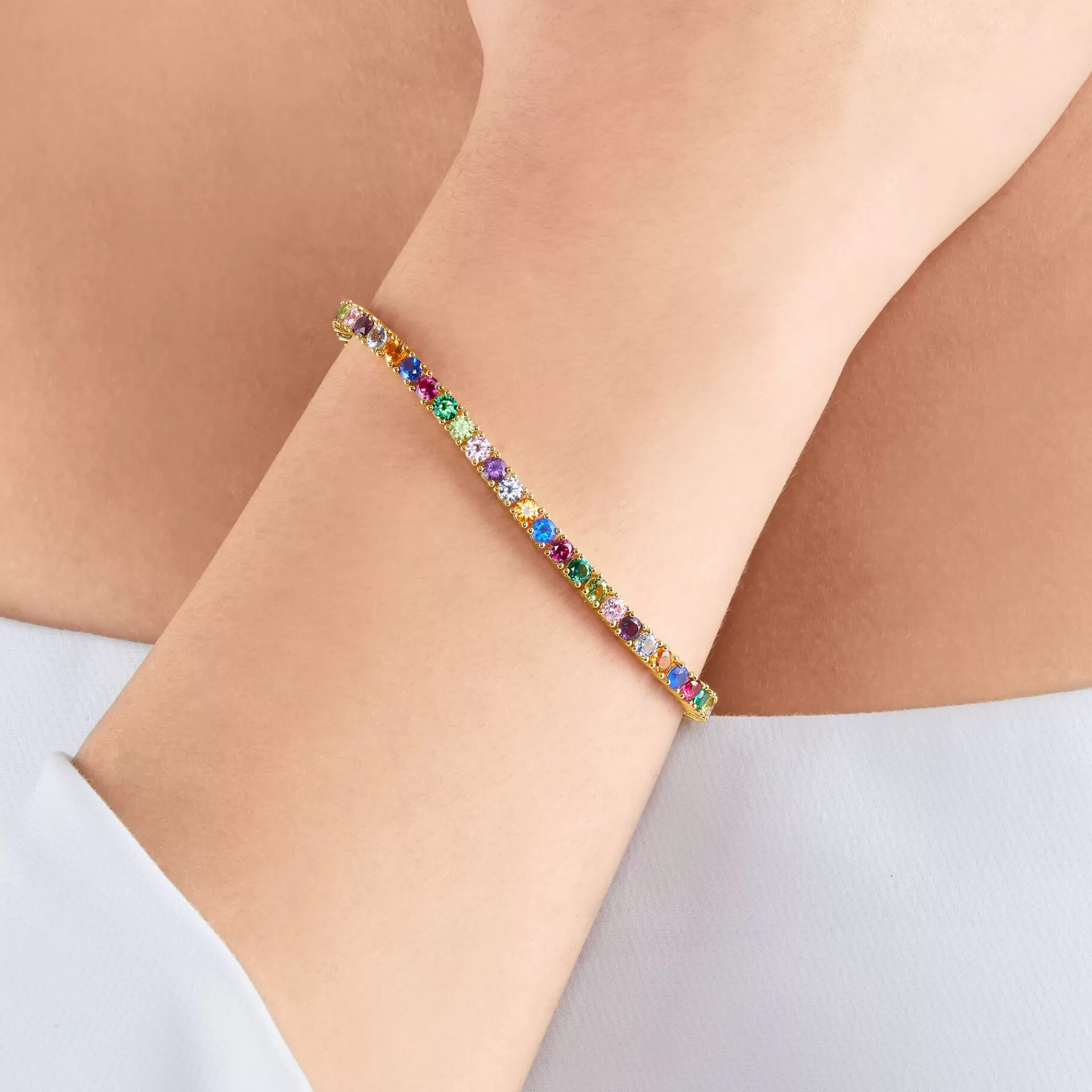 THOMAS SABO Armband | Upp till SEK 5.000<TENNISARMBAND MED F&AUML;RGGLAD STENAR GULDPL&AUML;TERAD gult guldfargad, röd, blå, grön, rosa, orange, ljusgrön, vit, violett